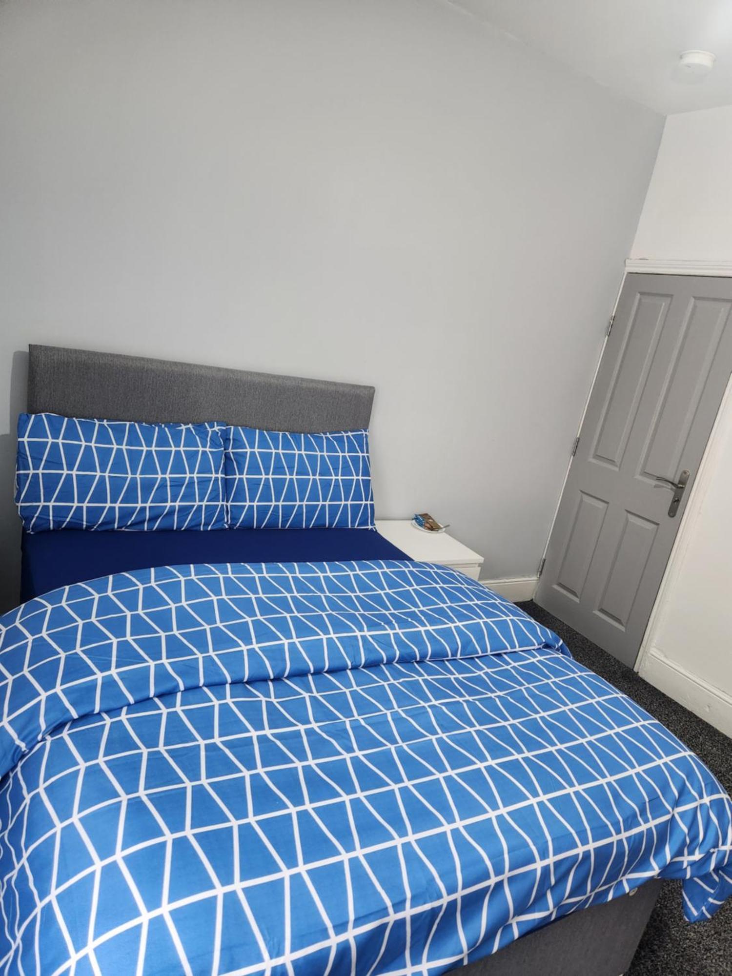 Manor House 3 Homestay Walsall