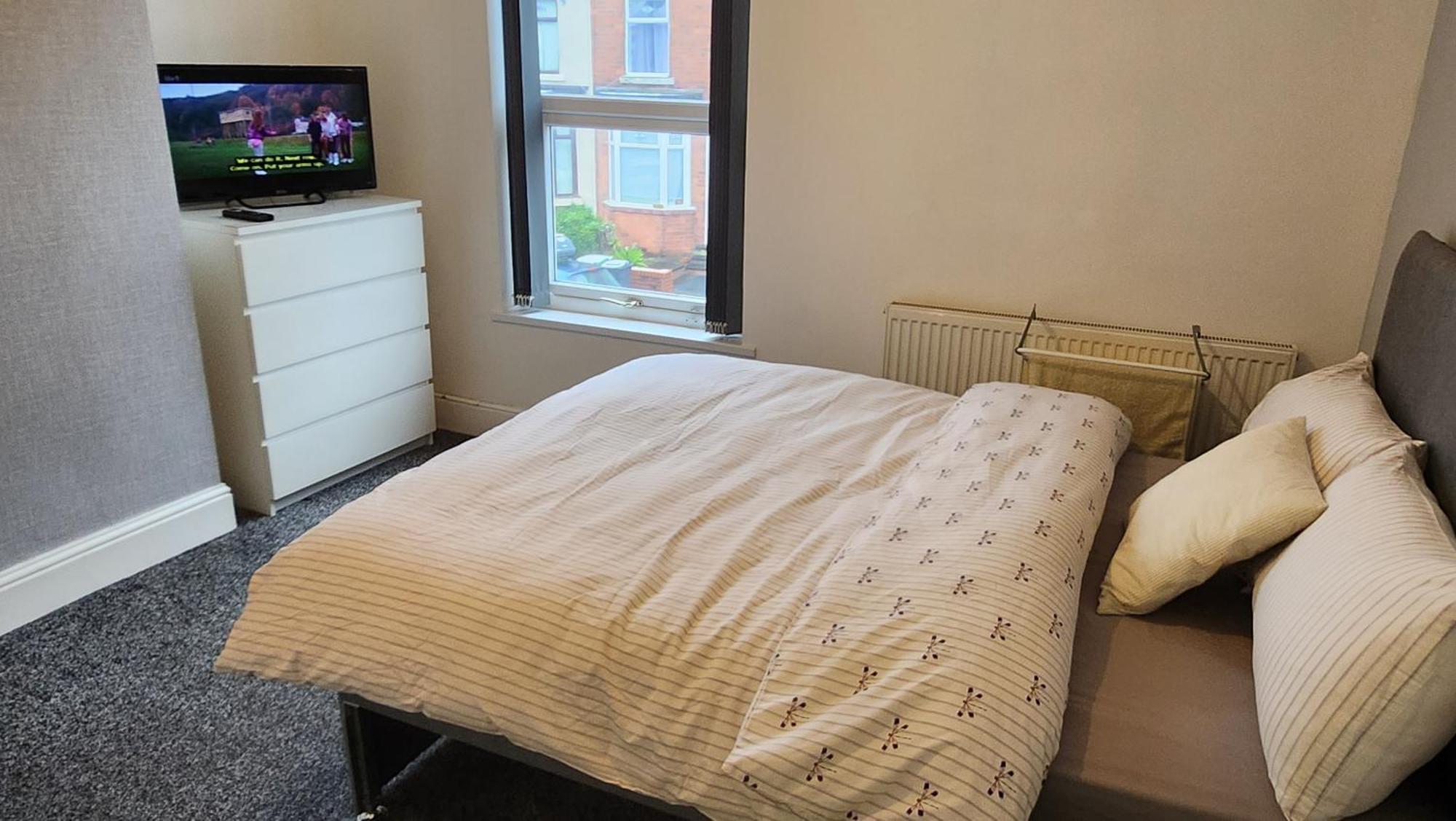 Manor House 3 * Walsall